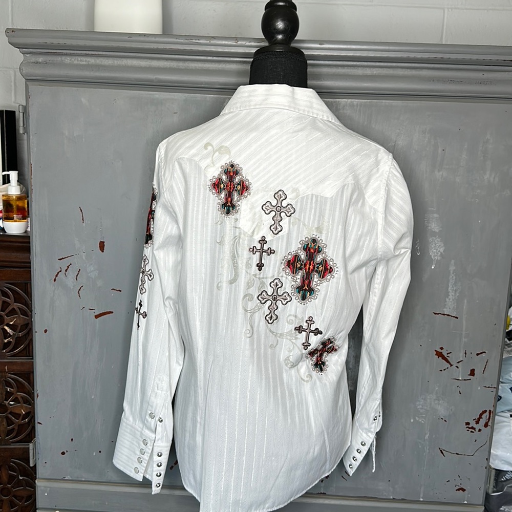 Women’s Panhandle Slim Western Shirt, White with cross embroidery, Size L
